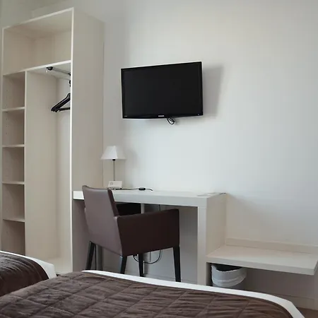 Hotel Capitaine Paoli 2*
