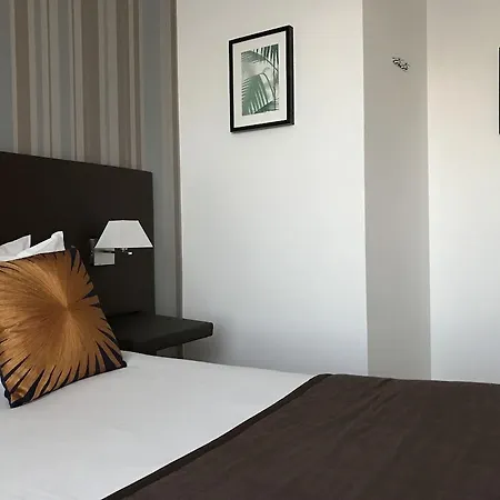 Capitaine Paoli Παρίσι